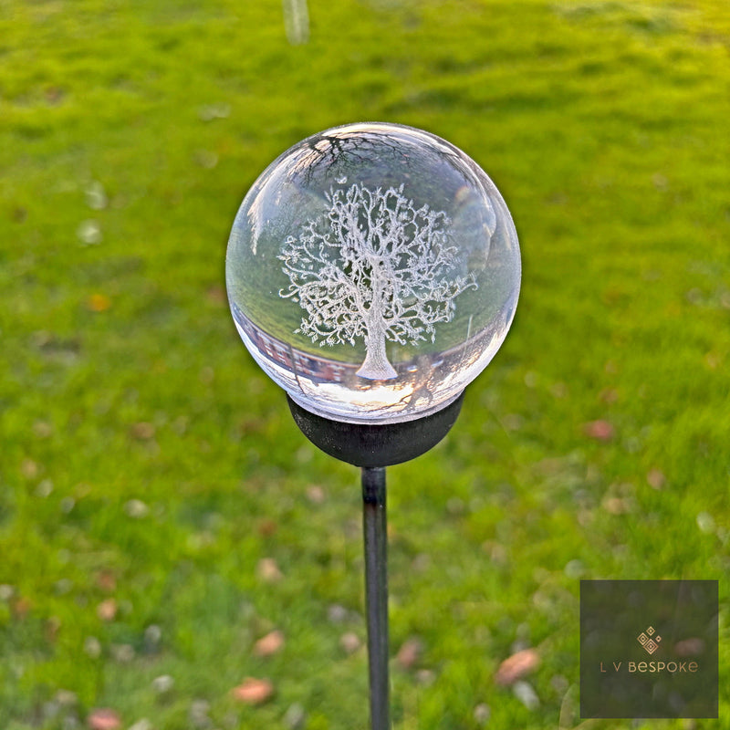 Stunning 3D Orb Decorative Garden Stake - Available in a number of designs.