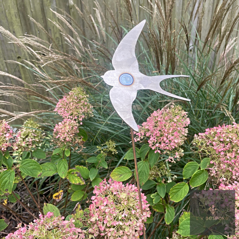 Swaying Birds / Insects Decorative Garden Stakes.