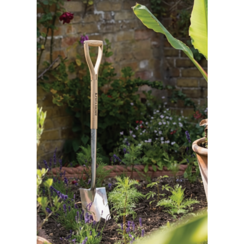 Stainless Steel Border Spade by Kent and Stowe
