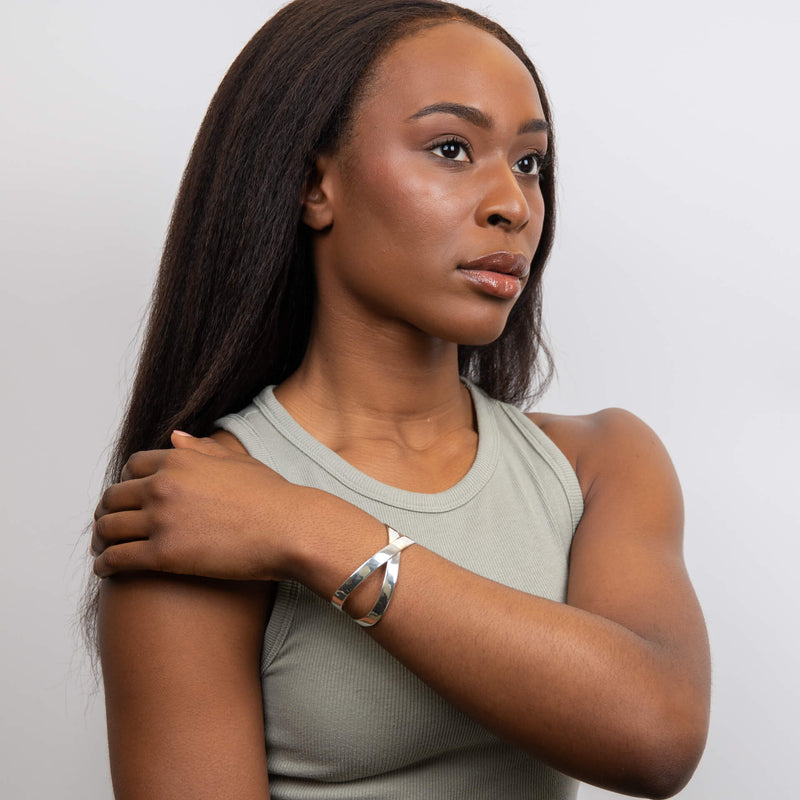 Beginnings Statement Crossover Bangle