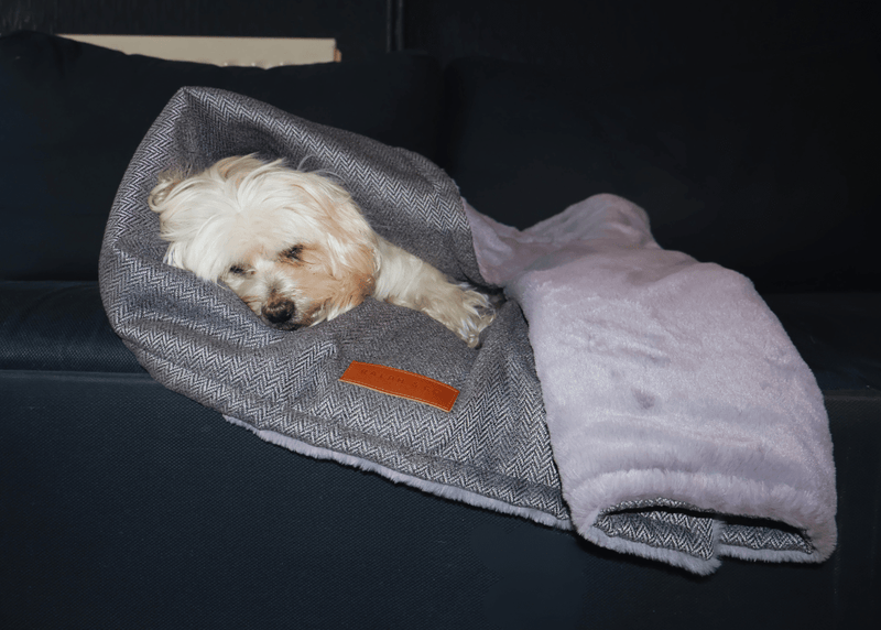 THE BALMORAL | LUXURY GREY HERRINGBONE & FAUX FUR REVERSIBLE DOG BLANKET