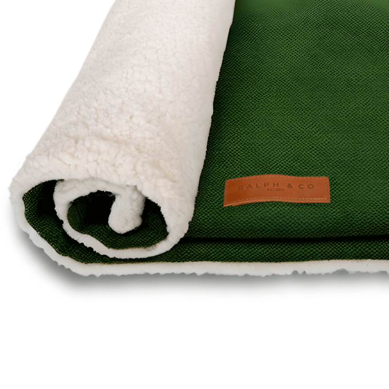 THE RICHMOND | LUXURY GREEN STONEWASHED & SHERPA REVERSIBLE DOG BLANKET