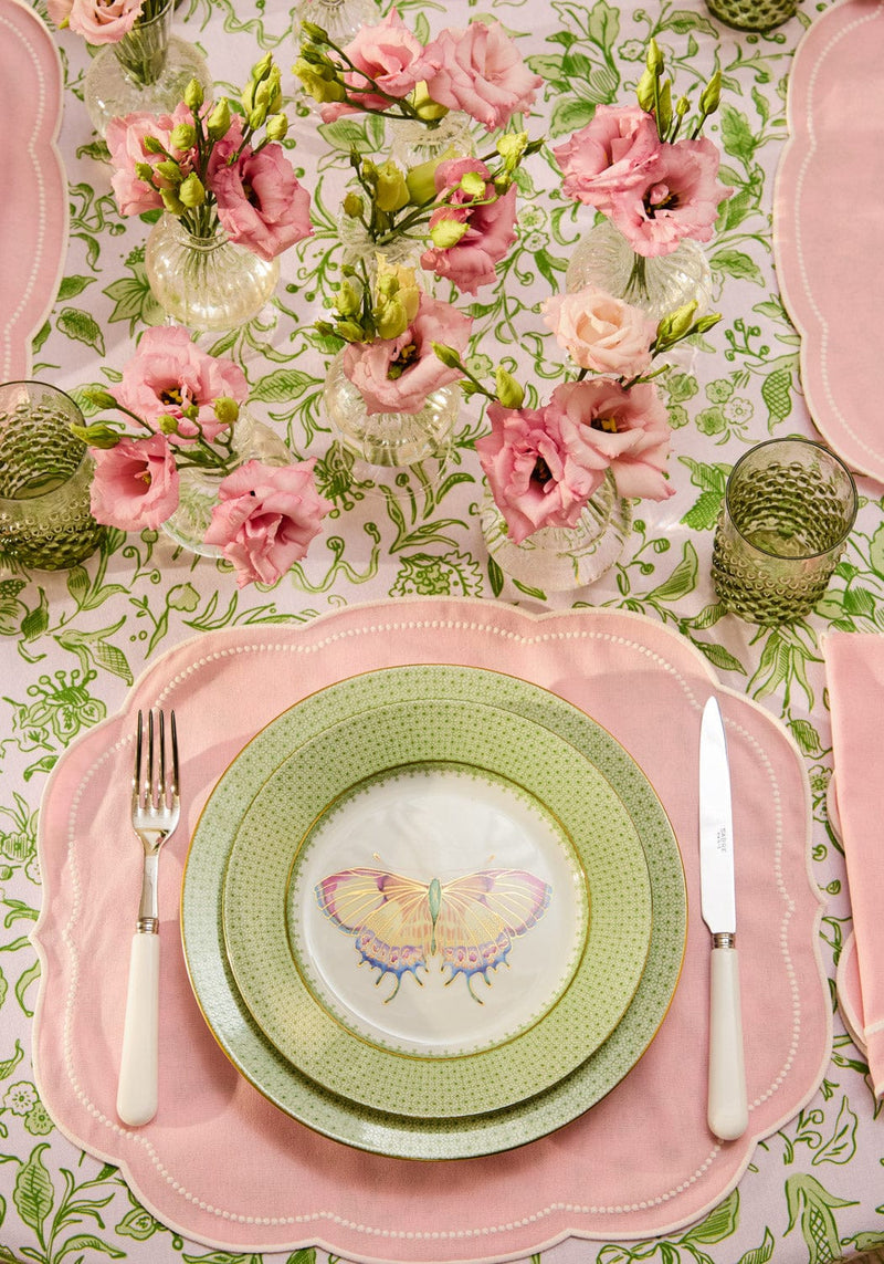 Scalloped Petal Placemat in Blush Pink