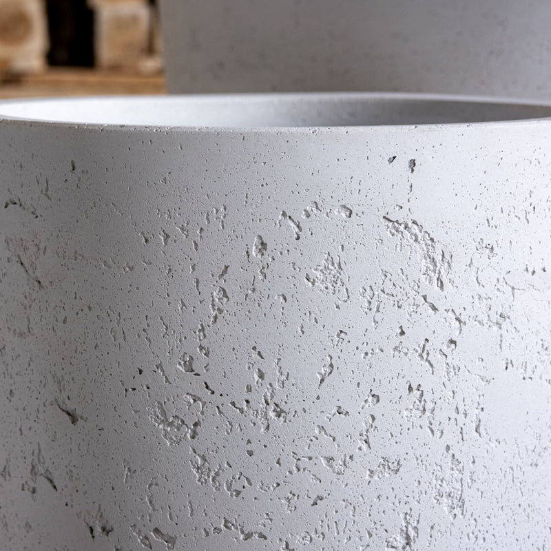 Vessara | White Mist – 62cm Extra Large Tall Concrete Planter – 32L Vase-Style Plant Pot